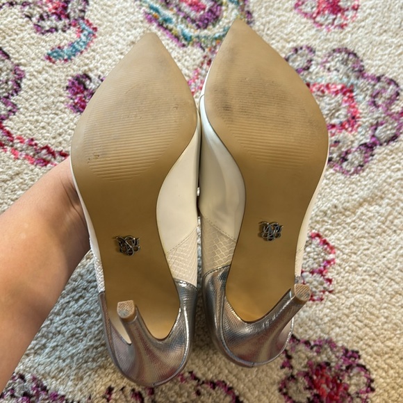 Rock n’ Republic White & Silver Heels - Picture 7 of 7